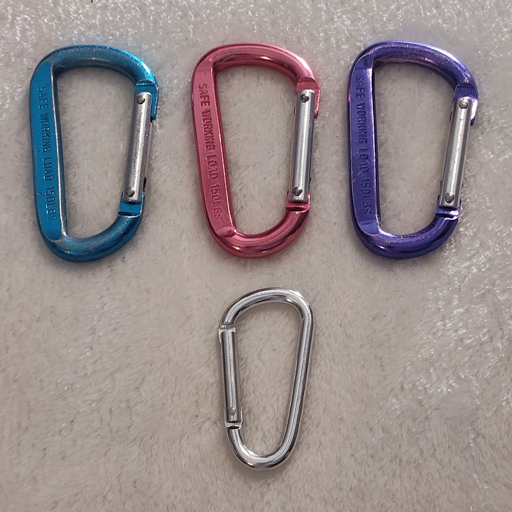 Gently Used!! Set of Colorful Carabiners (4ct)